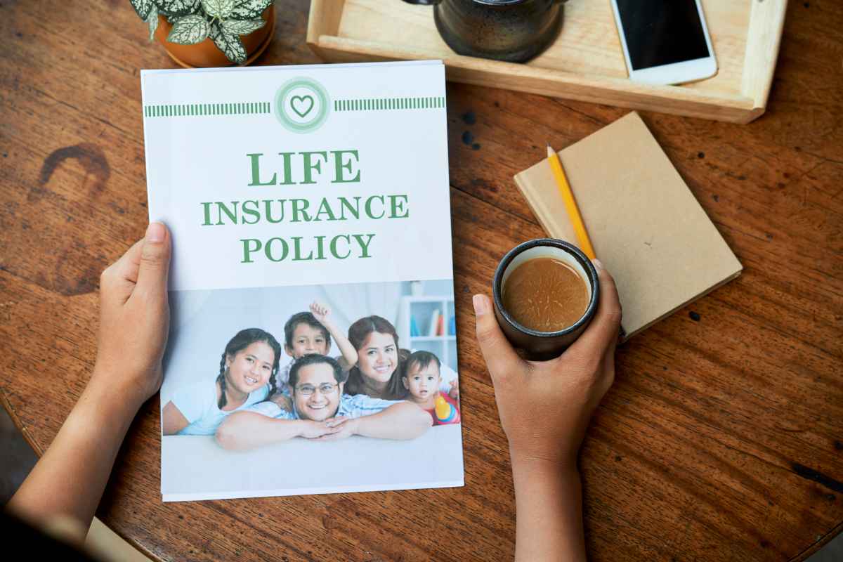 Joint Life Insurance Policy: संयुक्त जीवन मुदत विमा पॉलिसी म्हणजे काय?