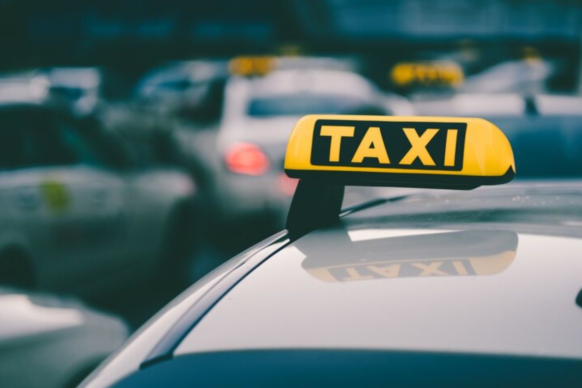 taxi driver salary india